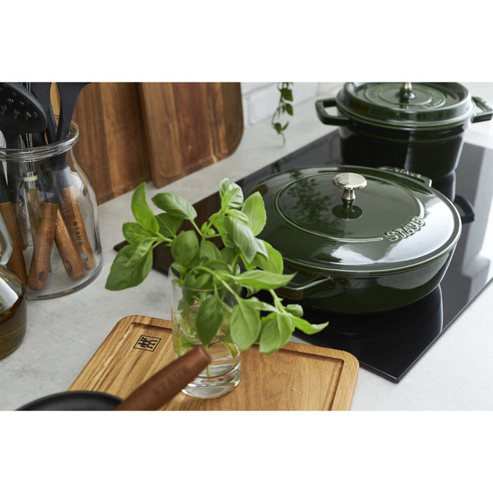 STAUB Bräter mit Chistera Drop-Structure, 24 cm | Basilikum-Grün | rund | Gusseisen