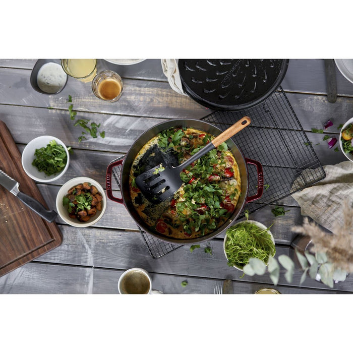 STAUB Bräter mit Chistera Drop-Structure, 28 cm | Grenadine-Rot | rund | Gusseisen