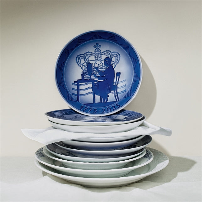 Royal Copenhagen Jubiläumsteller 1775-2025, 18 cm