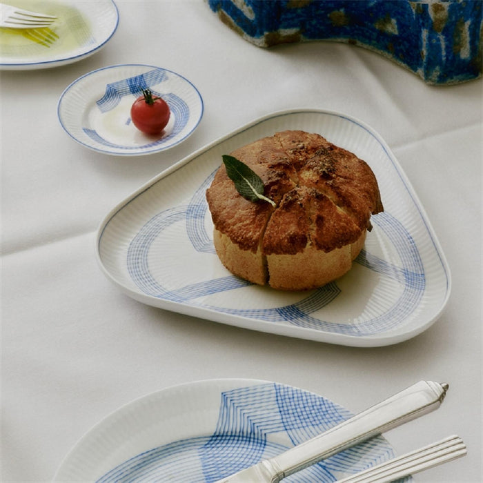 Royal Copenhagen Motif Dreieckige Schale 23cm