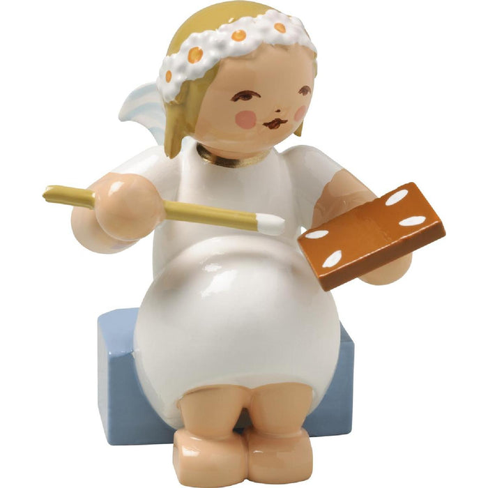 Wendt & Kühn Margeritenengel, sitzend mit Pfefferkuchen