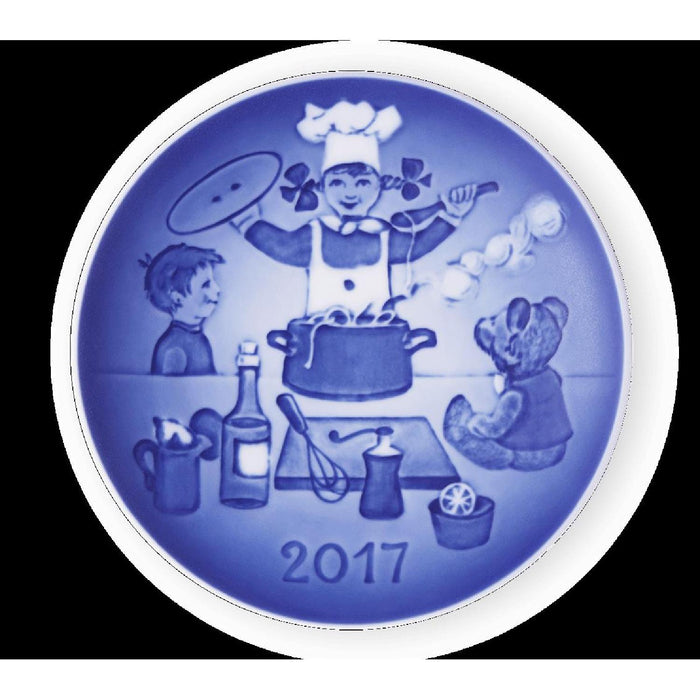 Bing & Grøndahl Collectibles 2017, Children’s day Plate, 13 cm