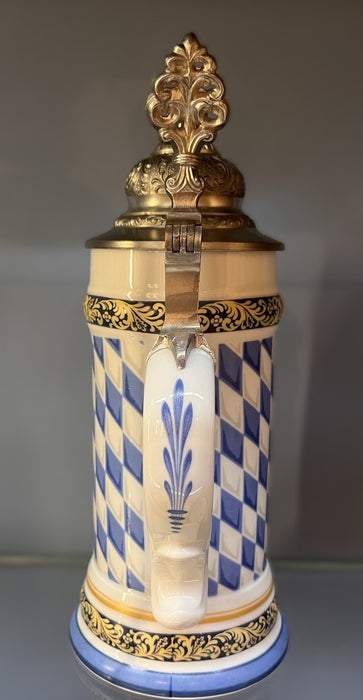 Zimmermann Kührl Bierkrug - Zinndeckel 0,5l - Bayen Wappen Rautenmuster Bodenbild