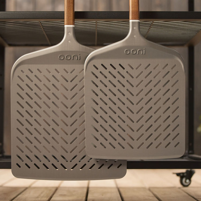 Ooni Signature perforierter Pizzaschieber