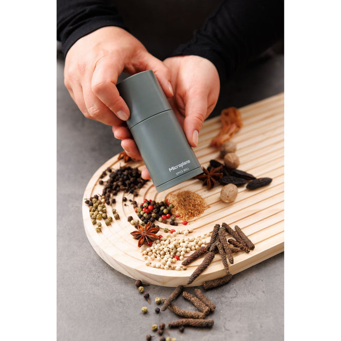 Microplane Gewürzmühle COLOR EDITION Eukalyptus Grün