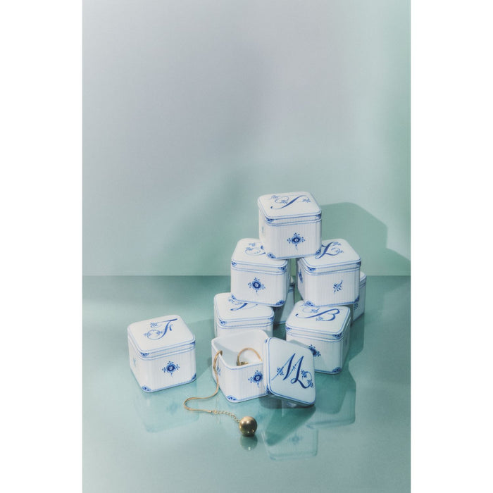 Royal Copenhagen Alphabet Bonbonniere 13cl B