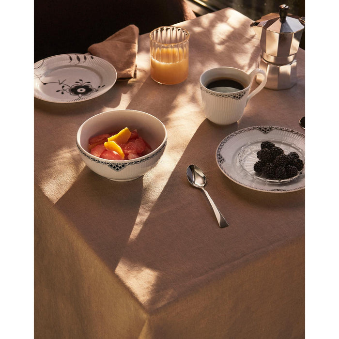 Royal Copenhagen Black Lace Tasse mit Hohem Henkel, 33 cl