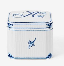 Royal Copenhagen Alphabet Bonbonniere 13cl H