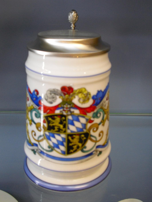 Bierseidel Bier-Krug 0,5 L Wappen mit Löwen