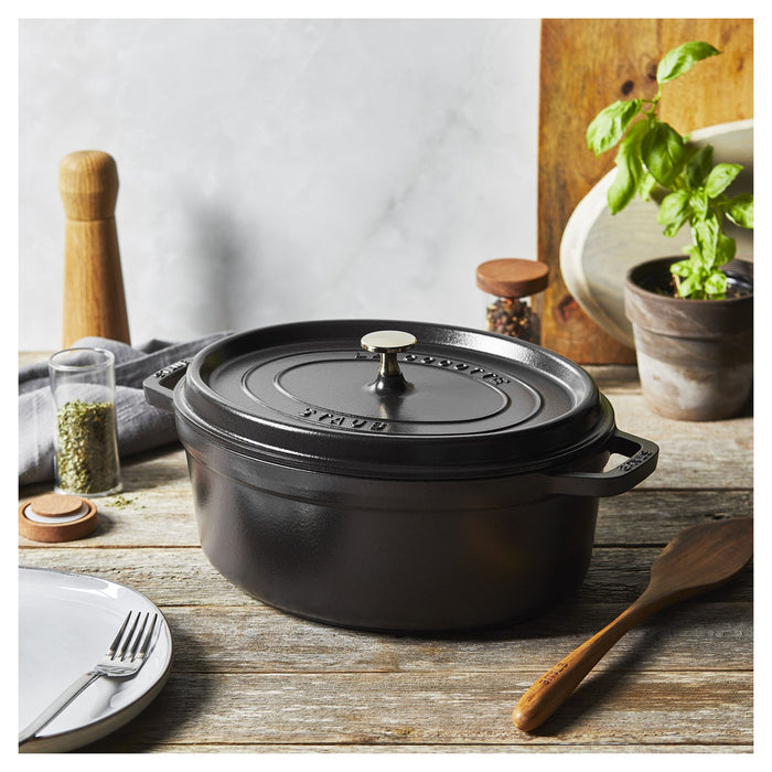 STAUB Cocotte, 31 cm | Schwarz | oval | Gusseisen