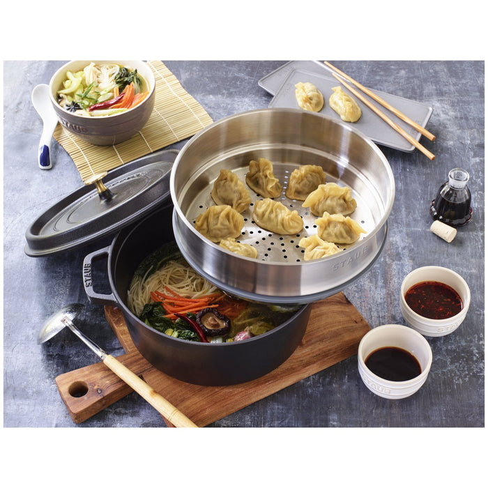 STAUB Cocotte mit Dämpfeinsatz, 26 cm | Schwarz | rund | Gusseisen