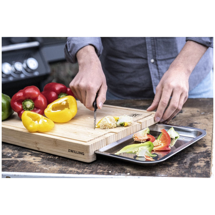 ZWILLING Schneidbrett mit Auffangschale, 39 cm x 30 cm | Bambus