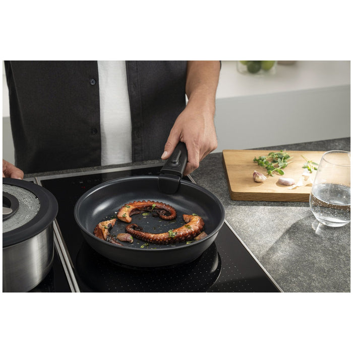 ZWILLING Bratpfanne, 24 cm | Schwarz | Aluminium