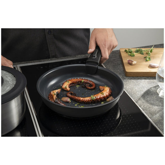 ZWILLING Bratpfanne, 20 cm | Schwarz | Aluminium